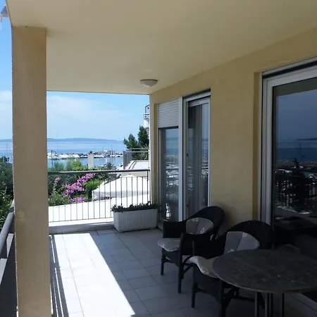 Appartement Marina Zenta *