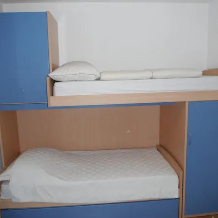 Appartement Marina Zenta *